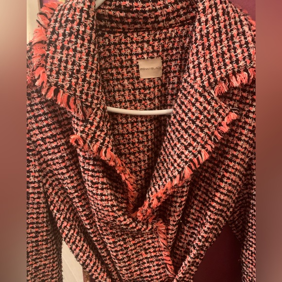 Coat - Picture 3 of 6